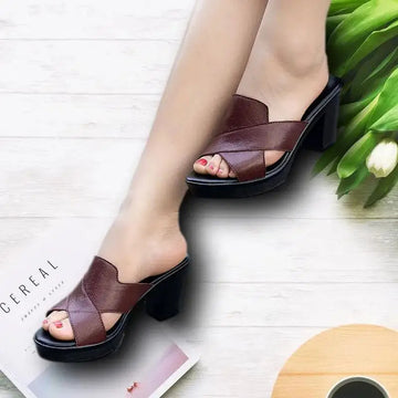 Sandals/Slippers with thick heels